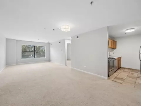 Living - 3265 Kirchoff Rd #217, Rolling Meadows, IL 60008 photo 1 of 4