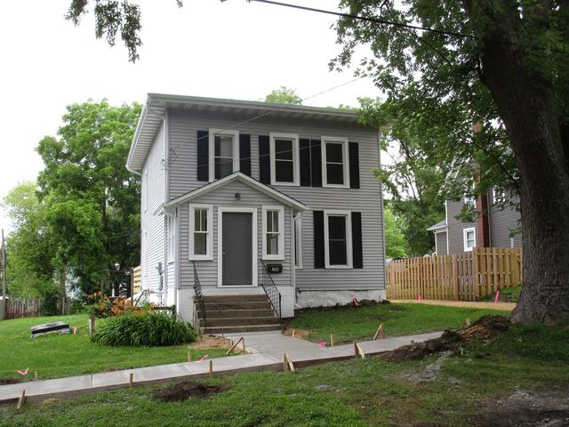 104 Grant St, Harvard, IL 60033