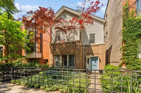 2034 N Fremont St, Chicago, IL 60614