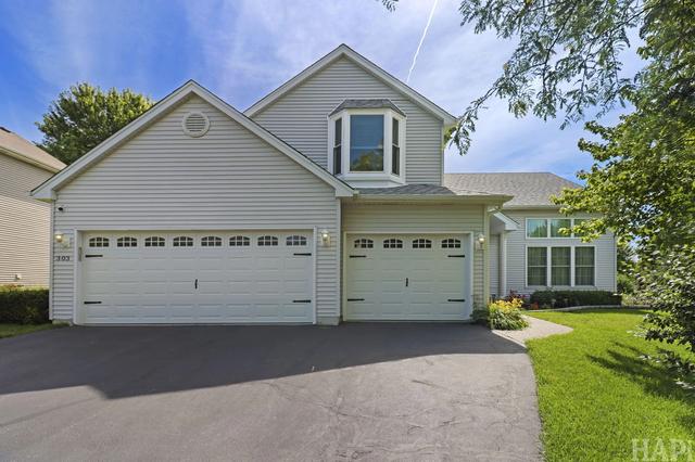 303 Galvin Pkwy, Harvard, IL 60033