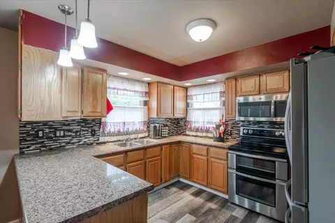 1222 S Mason St, Bloomington, IL 61701 photo 11