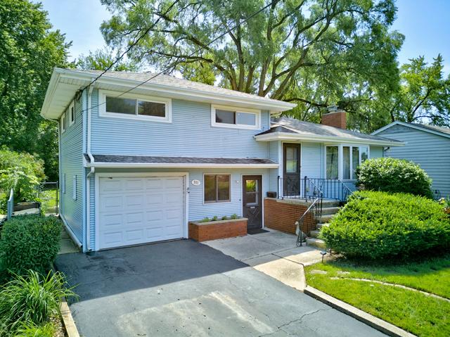 911 David St, Antioch, IL 60002