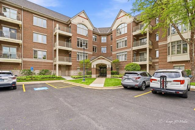445 Village Green Pkwy #304, Lincolnshire, IL 60069