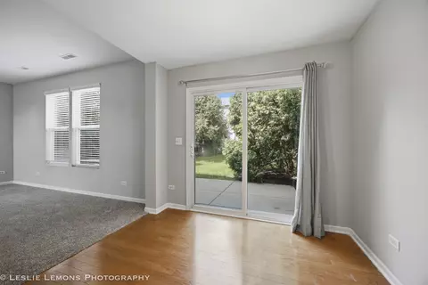 337 Devoe Dr #337, Oswego, IL 60543 photo 9