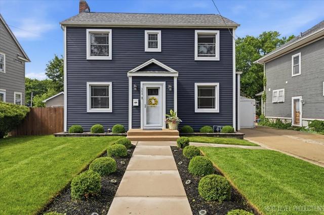 354 Jefferson Ave, Elgin, IL 60120