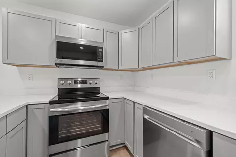 3569 W Egan Rd, Leaf River, IL 61047 photo 9
