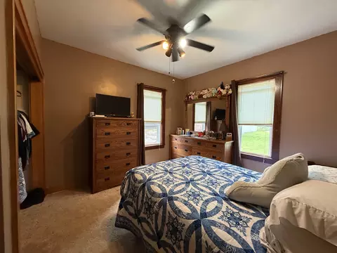 304 E Minnesota St, Spring Valley, IL 61362 photo 12