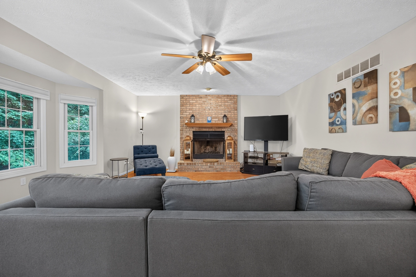 2 Scenic Pt, Bloomington, IL 61701 photo 14