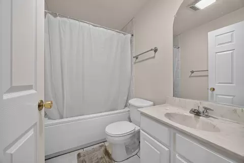 2 Scenic Pt, Bloomington, IL 61701 photo 44