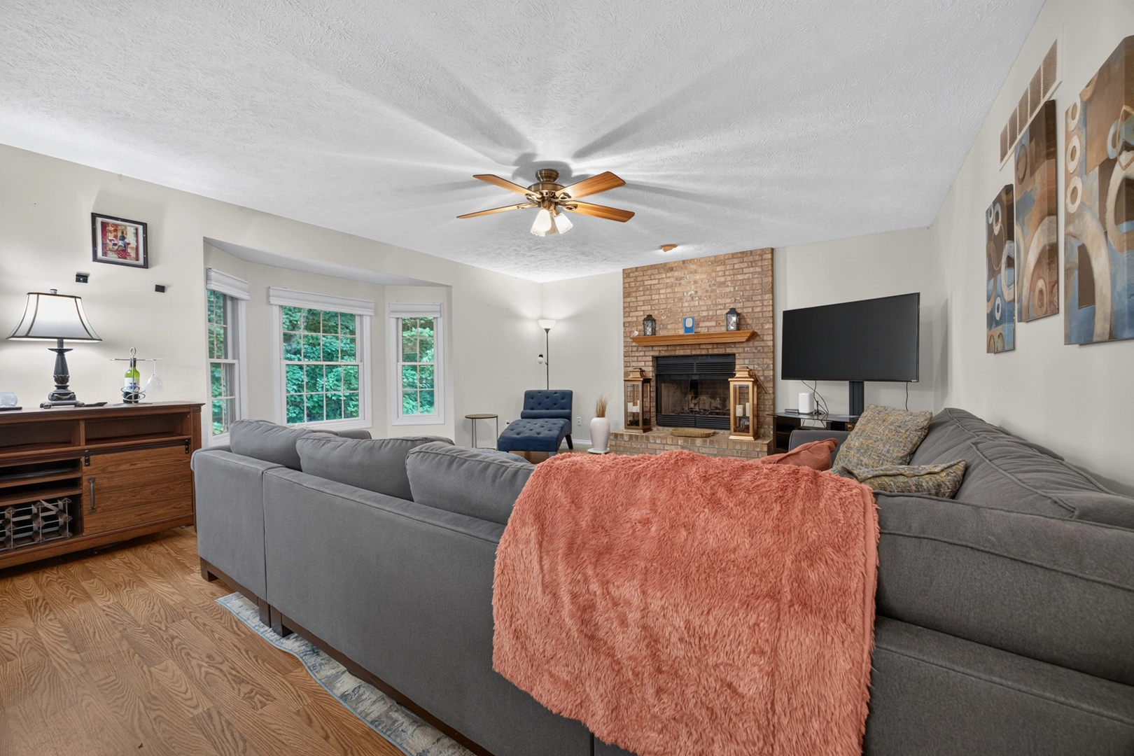 2 Scenic Pt, Bloomington, IL 61701 photo 12