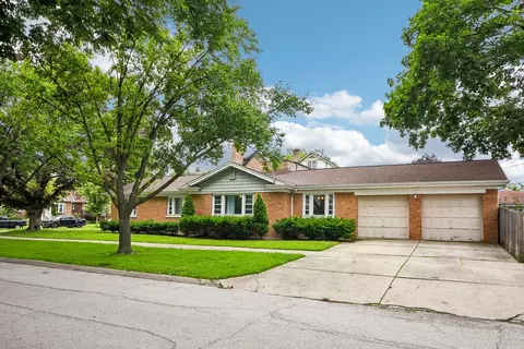 1620 Courtland Ave, Park Ridge, IL 60068