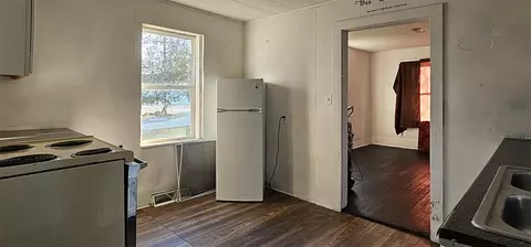 Kitchen - 2000 Illinois Route 84 Rte, Thomson, IL 61285 photo 2 of 4