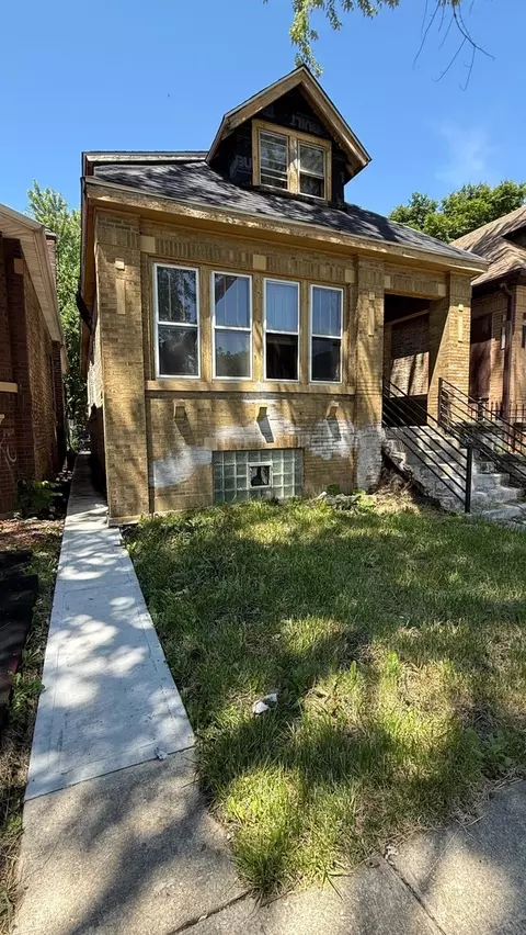 7002 S Hermitage Ave, Chicago, IL 60636