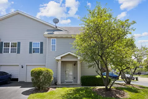1113 Orleans Dr, Mundelein, IL 60060