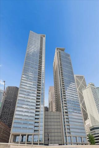 600 N Lake Shore Dr #1305, Chicago, IL 60611