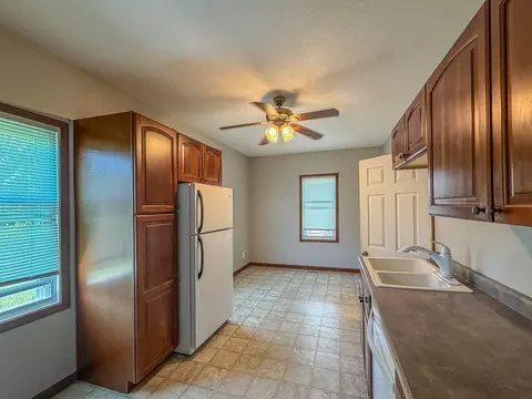 617 Edgar Ave, Mattoon, IL 61938 photo 10