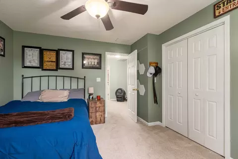 Bedroom - 2504 Saddle Ln, Marion, IL 62959 photo 4 of 6