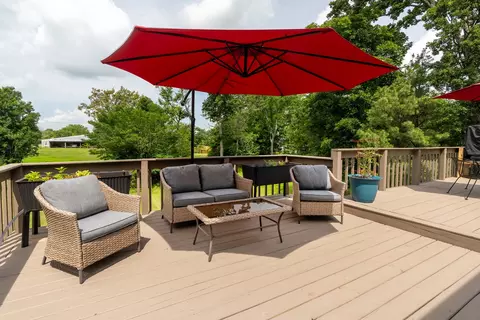 Exterior - 2504 Saddle Ln, Marion, IL 62959 photo 8 of 13