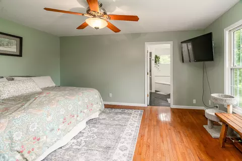 Bedroom - 2504 Saddle Ln, Marion, IL 62959 photo 1 of 6