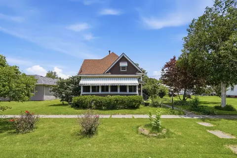823 N A St, Monmouth, IL 61462