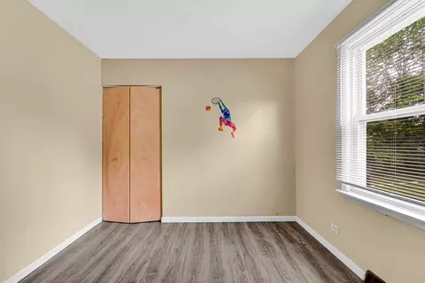 Bedroom - 16624 Oxford Dr, Markham, IL 60428 photo 4 of 6