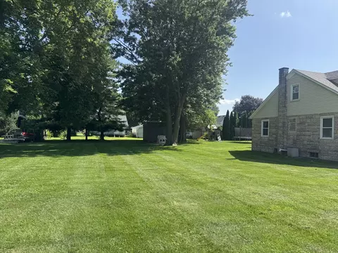 506 SW 3rd St, Aledo, IL 61231 photo 3