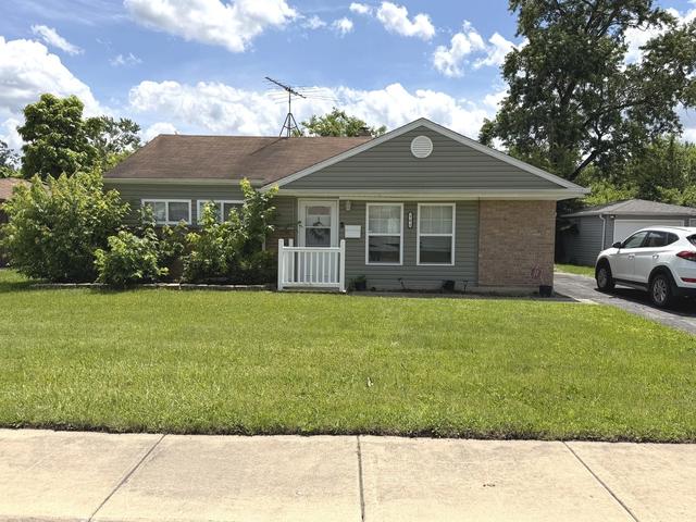 303 Sauganash St, Park Forest, IL 60466