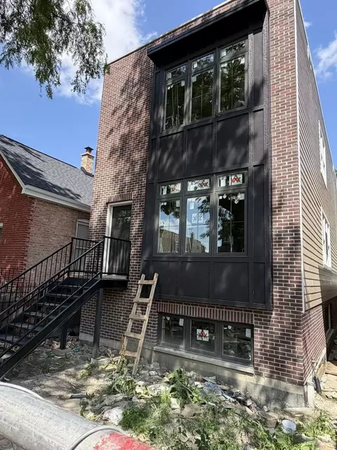 643 N Trumbull Ave, Chicago, IL 60624 photo 2