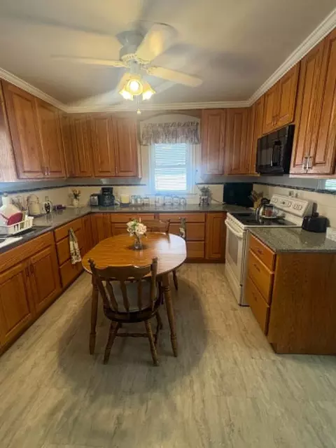 308 Bailey Ln, Benton, IL 62812 photo 17