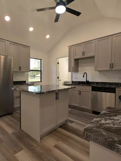 Kitchen - 206 E Jefferson St, Gardner, IL 60424 photo 2 of 4