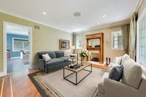 Living - 73 Locust Rd, Winnetka, IL 60093 photo 1 of 3