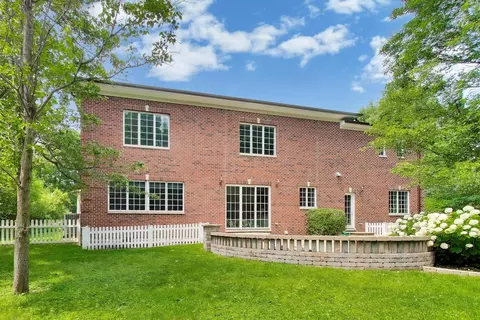Exterior - 73 Locust Rd, Winnetka, IL 60093 photo 2 of 3