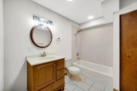 4224 Ashcott Ln, Plainfield, IL 60586 photo 9