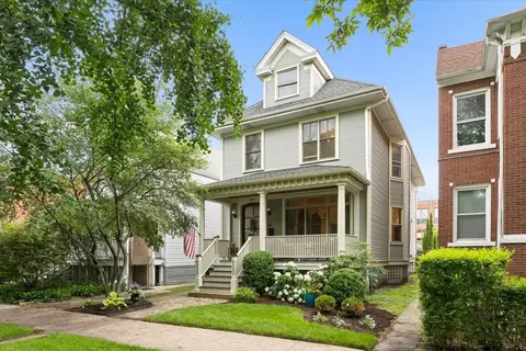 4237 N Wolcott Ave, Chicago, IL 60613