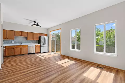 4320 Dillon St, Plano, IL 60545 photo 9