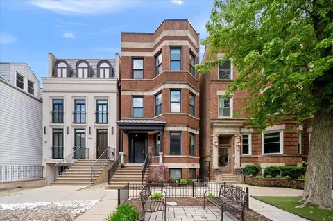 2901 N Burling St, Chicago, IL 60657