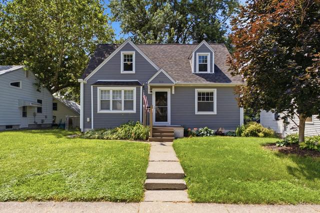 513 W 29th St, Davenport, IA 52803