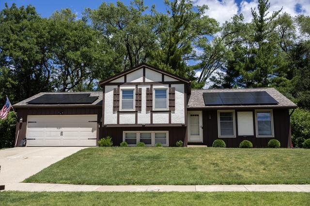 800 Marston Ave, Glen Ellyn, IL 60137