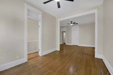Living - 614 S Loomis St #1, Chicago, IL 60607 photo 4 of 6