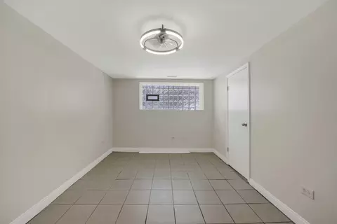Other - 614 S Loomis St #1, Chicago, IL 60607 photo 5 of 11