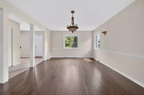 208 Pine St, Deerfield, IL 60015 photo 7