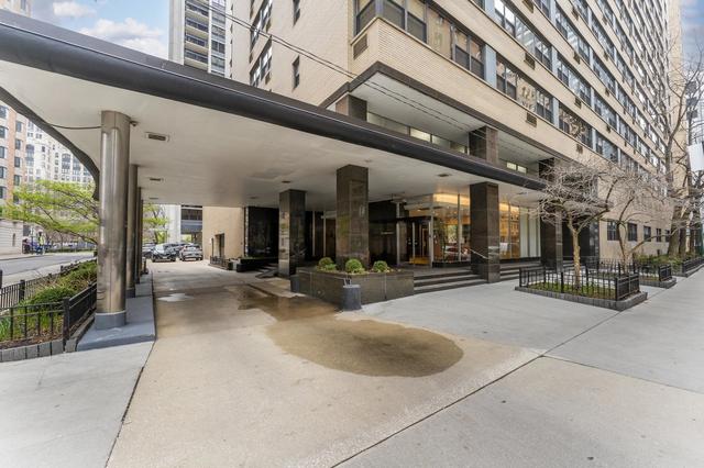 850 N Dewitt Pl #13E, Chicago, IL 60611