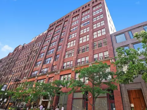 727 S Dearborn St #311, Chicago, IL 60605