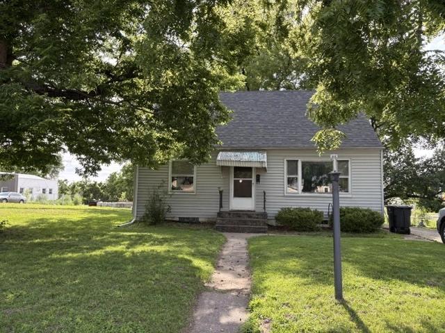 3432 9th St, Rock Island, IL 61201