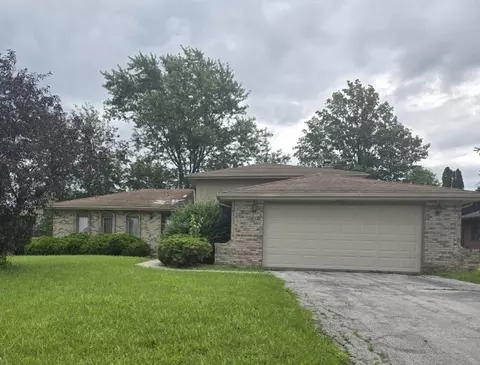 3531 Dale Dr, Crete, IL 60417