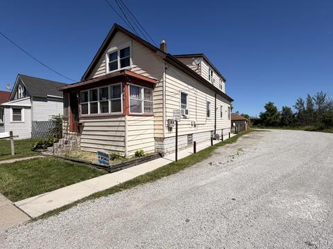 Exterior - 3049 E 138th Pl, Burnham, IL 60633 photo 3 of 6