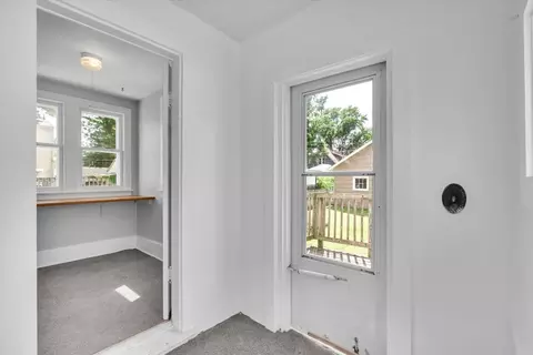 Entry Way - 1179 26th Street A, Moline, IL 61265 photo 5 of 5