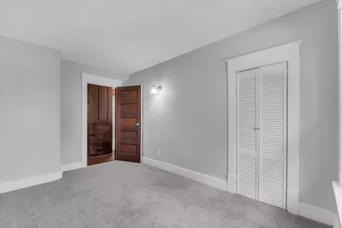 Bedroom - 1179 26th Street A, Moline, IL 61265 photo 8 of 9