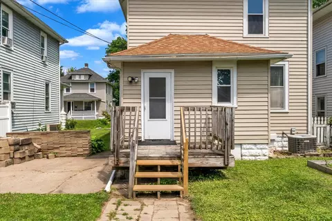 Exterior - 1179 26th Street A, Moline, IL 61265 photo 5 of 13