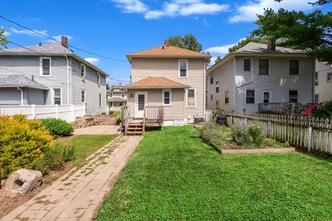 Exterior - 1179 26th Street A, Moline, IL 61265 photo 6 of 13